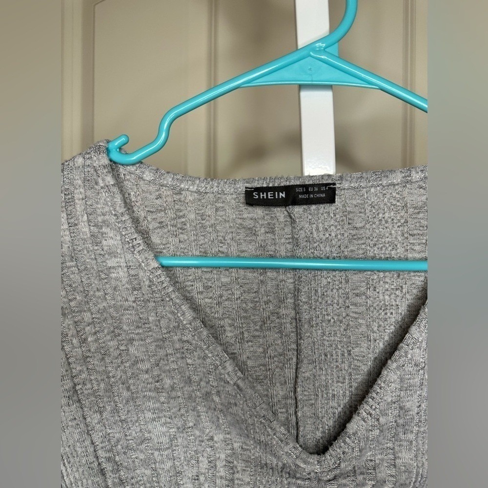 Gray Ribbed Blouse - Picture 3 of 4